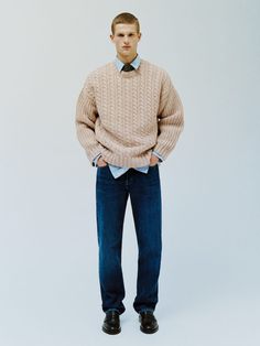 For AW24, ARKET offers well-considered, multifaceted wardrobes for the autumn and winter seasons balancing heritage references with neat lines and modern ways of making. Men's Fashion