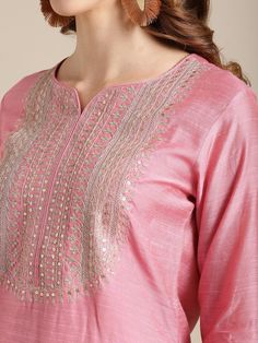 Kameez Style, Yoke Embroidery, Design Kurta, Yoke Design, Kurta Palazzo Set, Kurti Embroidery, Tunics Online, Hand Embroidery Dress, Embroidery On Kurtis