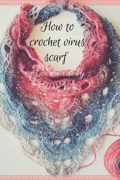 a crochet scarf with the words how to crochet on it