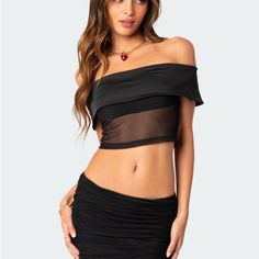 Edikted Top Flirty Black Crop Top For Spring, Edikted Tops, Fast Delivery, Womens Tops, Crop Tops, Health, Women Shopping, Black, Color