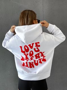 Elevate your cozy factor and confidently show off your unique style with our Cozy Confidence hoodie. Made with a relaxed fit and drop shoulder design, this graphic hoodie is perfect for lounging or running errands. The bold slogan adds a fun touch and will make you stand out in any crowd. Color : White Style : Casual Pattern Type : Slogan Details : Drawstring, Pocket Type : Pullovers Neckline : Hooded Sleeve Length : Long Sleeve Sleeve Type : Drop Shoulder Length : Regular Fit Type : Oversized F Oversized Letter Print Casual Hoodie, Oversized Casual Hoodie With Letter Print, Trendy White Sweatshirt For Leisure, Trendy Hooded Top With Letter Print, Winter Hoodie With Logo Print For Loungewear, Winter Loungewear Hoodie With Logo Print, Graphic Print Long Sleeve Hoodie For Leisure, Long Sleeve Hoodie With Graphic Print For Leisure, Leisure Graphic Print Hooded Top