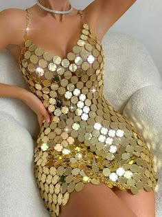 Sequin Dress 70s, Styling Short Dresses, Dress Outfits Short, Stunning Dresses Short, Gold Midi Dress, Sequin Short Dress, Diva Dress, Golden Dress, Gold Outfit