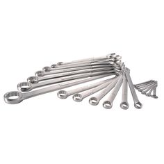 a bunch of wrenches sitting on top of each other