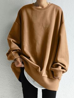 Casual Loose Solid Color Round-Neck Sweatshirt Top BROWN-2XL Pull Oversize, Loose Hoodie, Plus Size Designers, Round Neck Sweatshirts, Versatile Outfits, Beautiful Sweater, Loose Outfit, Oversized Pullover, Japan Fashion