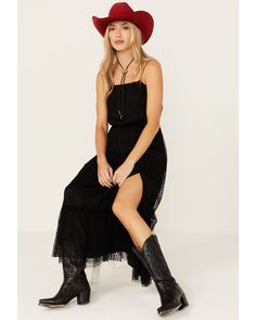 Western Style Womens Clothing, Maxi Dresses With Boots, Western Cocktail Attire Women, Dress With Cowboy Hat, Western Wedding Dresses Guest, Country Wedding Attire For Guests, Dress With Cowboy Boots Wedding Guest, Dress With Cowboy Boots, Western Formal