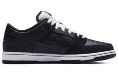 Classic Lace-up Skate Shoes For Sports, Kobe Bryant Sneakers, Sb Dunk Low, Nike Sb Dunks Low, Nike Sb Dunks, Sb Dunk, Kobe Bryant, Dunk Low, Nike Sb