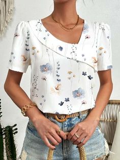 Neckline: V-Neck Sleeve Length: Short Sleeve Pattern Type: Plants Material: 45% Elastane, 55% Rayon Machine Washable Size Chart: Size Bust Length Sleeves inch cm inch cm inch cm S 38 96 25 64 9 24 M 39 100 26 65 10 25 L 41 105 26 66 10 26 XL 44 111 26 67 11 27 XXL 47 119 27 68 11 28 Collar Types, Vintage T Shirts, Oversize Fashion, Streetwear Tshirt, Print Pink, Floral Print Shorts, Women Shirts Blouse, Styl Vintage, Plus Size Casual