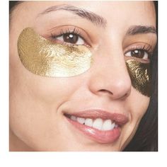 Best Of Beauty Winner! In A Consumer Study 100% Of Consumers Said Our Gold Under Eye Patches Leave Their Delicate Eye Area More Soothed And Hydrated Than Before Application. 93.8% Said Dark Circles Are Less Noticeable. Our Soothing Eye Patches Are The Ideal Gold Eye Patches For Puffy Eyes And Eye Mask For Puffiness. Our Anti-Aging Eye Pads Have Proven Results! Under Eye Patches That Are Safe To Use Beauty Baggage Claim Is Sold Across National Retailers. These Eye Masks Are Rigorously Tested New Dry Under Eyes, Face Highlighter, Under Eye Patches, Gold Eye Mask, Under Eye Mask, Wander Beauty, Baggage Claim, Eye Anti Aging, Eye Patches