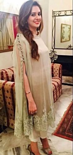 Ladies Salwar Kameez, Cape, Gown Suit. Ladies Salwar Kameez, Lehenga Dress, Western Glam, Style Marocain, Gown Suit, Pakistani Couture, Cape Gown, Pakistani Party Wear