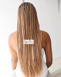 54BBB859-94D6-44D6-A543-B746E5F227F0 Brown Blonde Ombre Braids, Strawberry Blonde Braids Black Women, Caramel Braids, Strawberry Blonde Braids, Aya Hair, Braids 2023