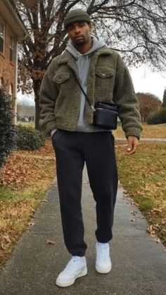 Black Men Fashion Casual, Mens Casual Outfits Summer, Black Men Street Fashion, Street Style Outfits Men, Men Stylish Dress, Street Fashion Men Streetwear, Guys Clothing Styles, Fall Outfits Men, Mens Outfit Inspiration