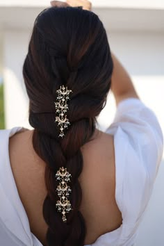 Desi Jewelry, Desi Fits, Desi Aesthetic, Long Braids, Fancy Jewellery, Indian Aesthetic, Jewelry Lookbook, Hair Do