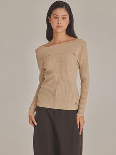 Composition : POLYESTER 95% / SPANDEX 5%Color : BEIGE, GREY, BLACKCountry of Origin : China Knit Top, Composition, Top Outfits, Spandex, China, Knitting, The Originals, Clothes For Women, Grey