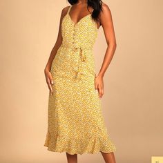 Lulus Floral Summer Dress Size Xs Nwt Casual Yellow Midi Dress For Date Night, Casual Yellow Maxi Dress For Date Night, Casual Fitted Maxi Dress For Daytime, Casual Yellow Sundress For Date Night, Yellow Floral Print Sleeveless Sundress, Yellow V-neck Floral Sundress, Yellow Printed V-neck Sundress, Forever 21 Sleeveless Yellow Dress, Yellow Floral Print Non-stretch Dress