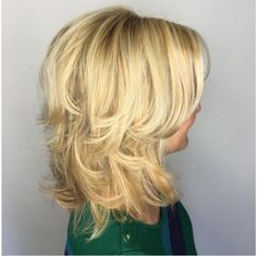 Best Hairstyles For Your 50s - Buttery-Blonde Mid-Length Hair - Best Haircuts For Women In Their 50s With Short Or Long Hair. Most Flattering Haircuts And Hairstyles For Women In Their 50s, With The Best Hair Styles And Ideas On Pinterest And Instagram. Stylish And Sexy Short Hairstyles For Over 50 Youthful Hairstyles Over 50. Hairstyles For Over 50 Women With Fine Hair, And Medium Length Hairstyles Over 50 That Are Super Cute, Low Maintenance, And Sexy. Photo Galleries And Tutorials For Long An Blonde Layered Hair, Buttery Blonde, Side Bangs Hairstyles, Wavy Hairstyles Medium, Hairstyles Over 50, Mid Length Hair, Long Blonde, Modern Hairstyles, Long Blonde Hair