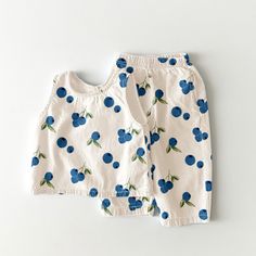 About This Item: Made to match this set is complete with a blueberry top and matching pants. Product ID: BB50426 Material: 100% Cotton Color: Beige Size Chart Size(Age) Height(CM) Chest (CM) Waist (CM) 0-3M 52-59 54 36 3-6M 60-66 57 38 6-12M 67-75 60 40 12-18M 75-85 63 42 18-24M 85-95 66 44 2-3T 95-105 69 46 *Babies grow at their own pace. It's recommended to choose the size that corresponds to your mini's height and weight rather than their age for a much more accurate fit. Please also take ... Cute Clothes Pictures, Cute Sleeveless Loungewear Sets, Blue Cotton Matching Set Sleepwear, Blue Matching Set For Summer, Sleeveless Cotton Sets For Summer, Cotton Sleeveless Summer Sets, Cute Sleeveless Sets, Cute Sleeveless Matching Set, Sleeveless Cotton Summer Set