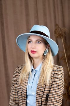 Elegant Blue Wool Women Fedora With a Stiff Brim Wide Brim - Etsy Ukraine Blue Flat Brim Fedora For Winter, Blue Short Brim Felt Hat For Fall, Blue Flat Brim Felt Hat For Spring, Blue Felt Hat With Flat Brim For Spring, Blue Spring Felt Hat With Curved Brim, Blue Fedora With Short Brim For Fall, Blue Short Brim Fedora For Fall, Blue Flat Brim Fedora For Fall, Fall Wide Brim Blue Felt Hat