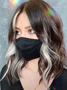 Short Brown With Money Piece, Dark Hair Color Balayage Ideas, Lob With Peekaboo Highlights, Brown Hair Platinum Money Piece, Block Highlights Hair, Blonde Wolf Cut With Bangs, Platinum Blonde Peekaboo, Platinum Peekaboo Hair, Gray Peekaboo Hair