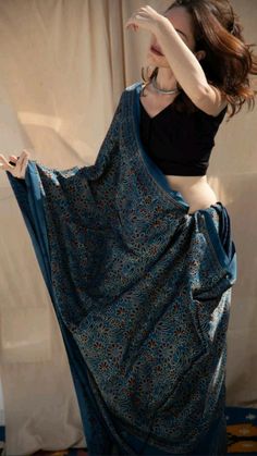 Indigo Saree Blouse Designs, Indigo Cotton Saree, Ajrakh Saree Blouse Designs, Indigo Saree Styling, Ajrakh Blouse Designs, Aesthetic Saree Look, Ajrakh Modal Silk Sarees, Modal Saree