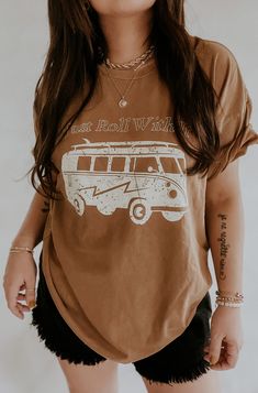 Cute Oversized Shirts, Just Roll With It, Clothing Guide, Photo Edits, Cute Shirt Designs, Oversized Graphic Tee, Boho Shirts, Shirt Dress Style, Tee Outfit