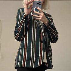 Size S(26) New, Never Worn Striped Long Sleeve Blazer For Fall, Fall Striped Blazer With Lapel Collar, Striped Lapel Collar Blazer For Fall, Casual Tailored Striped Blazer, Casual Striped Blazer For Office, Casual Striped Blazer For Work, Striped Casual Blazer For Business Casual, Chic Striped Winter Blazer, Retro Black Blazer For Workwear