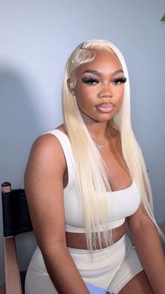 Lace Wigs Styles, Makeup Obsession, Baddie Hairstyles, Women Hairstyles, Lace Wig, Aesthetic Hair, Gold Hoops, Black Women Hairstyles