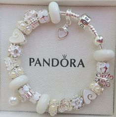 Pandora Bracelet Charms Ideas, Pandora Bracelet Designs, Charms Pandora, Bracelet Pandora, Jewelry Accessories Ideas, Pandora Rings, Pandora Bracelet Charms, Jewelry Outfit, Pandora Bracelets