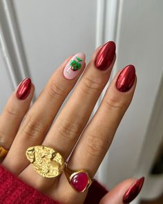 Descubre diseños de uñas elegantes que elevarán tu estilo. Twist