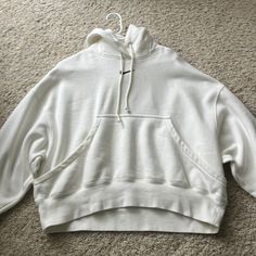 Brand New Never Worn Nike Oversized Spring Sweatshirt, Nike Oversized Sweatshirt For Spring, Oversized White Sweatshirt With Kangaroo Pocket, White Comfy Hoodie Top, Comfy White Hoodie Top, Nike White Hoodie With Adjustable Hood, White Comfy Hooded Hoodie, White Comfy Hooded Top, Comfy White Hooded Top