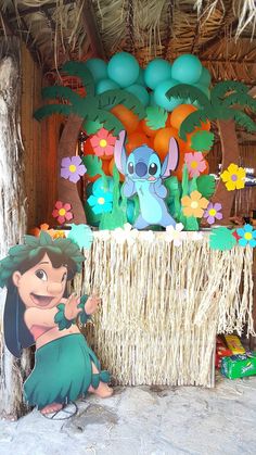 Stitch Party Ideas, Jungle Thema, ليلو وستيتش, Lilo Und Stitch, Luau Birthday Party, Hawaiian Birthday Party, Hawaiian Birthday