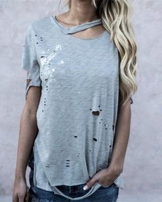 Long Sleeve Shirt Diy, Shirt With Holes, Distressed Outfit, Diy Shirts, Distressed T Shirt