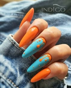 Simple Summer Nails Stiletto, Pride Chrome Nails, Neon Almond Nails Summer, Two Toned Nails Designs, Crazy Nails Ideas, Animated Nails, Edc Nails, Beachy Nails, Unghie Sfumate