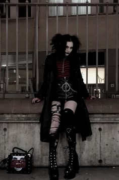 Goth Inspiration, Goth Fits, Goth Outfit Ideas, Gothic Outfit, Gothic Stuff, Goth Things, Goth Stuff, Goth Outfit, Vampire Goth