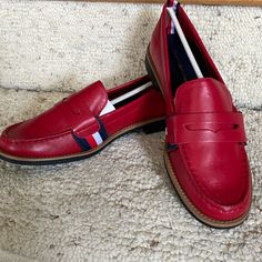 Tommy Hilfiger Karvel- Classic Penny Loafer In Brand New Condition. Size 6.5m. These Shoes Are Beautiful But Did Not Fit Me Right For Some Reason So Pick Them Up And Enjoy! Classic Logo Stripe Penny Keeper Strap Leather Upper, Rounded Toe Box Included Fast Shipping From A Smoke Free Home. Red Low-top Loafers For Spring, Casual Red Loafers For Office, Casual Loafers With Red Sole And Almond Toe, Classic Red Flat Loafers, Red Slip-on Low-top Loafers, Red Round Toe Loafers For Work, Rain Sneakers, Blue Suede Loafers, Burgundy Shoes