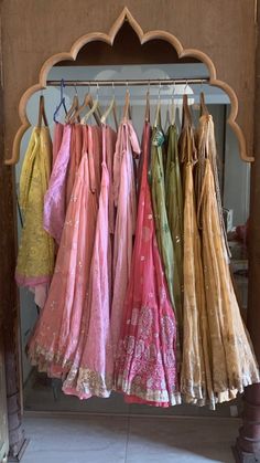 India Clothes Aesthetic, Diwali Collage, India Outfits, India Aesthetic, Desi Things, Pakistan Clothes, South Asian Aesthetic, Desi Vibes, Desi Love