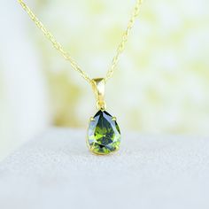 Green Teardrop Pendant Drop Necklace As Gift, Green Teardrop Pendant Drop Necklace For Gift, Green Drop-shape Birthstone Necklace, Green Teardrop Pendant Birthstone Necklace, Green Teardrop Pendant Necklace With Birthstone, Green Birthstone Teardrop Pendant Necklace, Green Pear-shaped Drop Necklace For Gift, Green Pear-shaped Drop Necklace Gift, Green Teardrop Minimalist Necklace