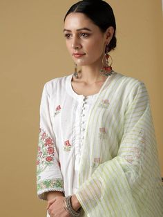 White Kumudini Shwet Kurta With Dupatta (Set of 2) - Trendroots Kalidaar Kurta, Kurta And Dupatta, Kurta With Dupatta, Hand Embroidery Dress, Iris Flower, Dupatta Set, Iris Flowers, Flower Bud, Floral Border