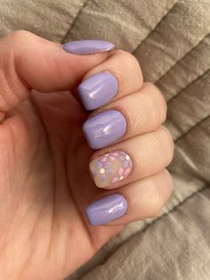 Pink, purple, lavender. Gel nails. Nail design. Lavender Gel Nails, Flower Accent Nail, Purple Gel Nails, Bridesmaids Nails, Lavender Bridesmaid, Lilac Nails, Accent Nail, Gel Nails Diy, Purple Lavender