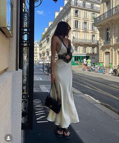 Cut Out Maxi Dress, Looks Pinterest, Be Mine, Lace Maxi Dress, Mode Inspiration, Bella Hadid, Stunning Dresses, Pretty Dresses, Aesthetic Clothes