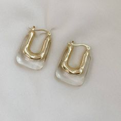 Gold Clear Glass Acrylic Geometric Hoops Brand New And Never Worn. Features A Gold Tone Metal, Clear Acrylic That Appears Like Glass, Wavy U Geometric Shape, And Hoop Style. Comes With Little Gift Box. 4534 Straw Earrings, White Topaz Earrings, Wire Hoop Earrings, Vintage Givenchy, Bone Jewelry, Heart Hoop Earrings, Bar Stud Earrings, Onyx Earrings, Animal Earrings