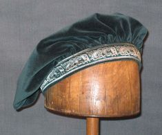 Patron Costume, Hood Hats, Robin Hood Hat, Medieval Steampunk, Mini Top Hats, Beaded Headbands, Beret Pattern, Embossed Velvet, Beret Hats