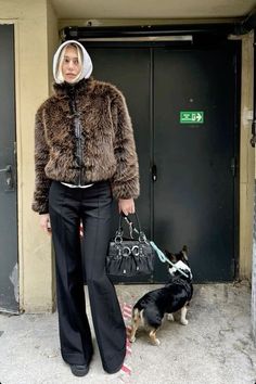 Black Fur Coat Outfit, Fur Coat Outfits, Dog Outfits, Fall Fit, Western Outfits, Winter Looks, Fall Winter Outfits