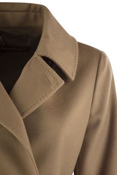 Imagine cozying up in a long double-breasted wool coat that feels like a warm hug on a chilly day. This is your go-to wardrobe piece for effortless elegance, with a playful edge. Perfect for those who love to blend timeless style with a touch of fun. Crafted from 100% pure new wool for ultimate warmth and comfort Chic shirt collar and discreet pockets at the hips Customised lining in 100% viscose for a luxurious feel Concealed button fastening for a sleek look Matching belt to cinch the waist el Double Breasted Jacket, Long Jacket, Double Breasted Coat, Mens Fall, Sweaters Knitwear, Emilio Pucci, Wool Fabric, Denim Pant, Shirt Collar