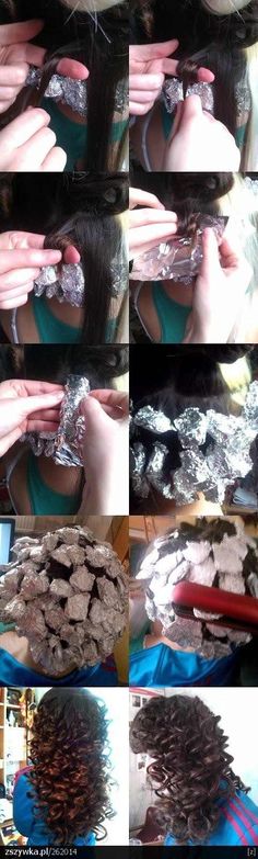 Curly hair with tin foil and straightener How To Wave Your Hair, Tin Foil Curls, Wavy Hairstyle, Great Hair, Hair Waves, Hair Skin, About Hair