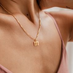 I N I T I A L ∙ N E C K L A C E * Material: High Quality Solid 925 Sterling Silver * Featuring 8 - 10mm Initial Pendant with Box Chain Style * Finish: Sterling Silver ∙ 18K Gold ∙ Rose Gold * All our jewelry is custom made by hand with Love and Care in our workshop ♡ H O W ∙ T O ∙ O R D E R * Simply use the 'PERSONALIZATION BOX' upon ordering to let us know the INITIAL and FONT NUMBER that you would like. (Any font is available, not just our featured fonts) ♡ YOUR INITIAL + FONT NUMBER ♡ * Listi Gold Initial Pendant, Necklace Name, Thoughtful Gifts For Her, Gold Letter Necklace, Gold Chain Design, Gold Name Necklace, Initial Necklace Gold, Gold Initial, Initial Pendant