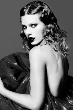 taylor swift’s first photoshoot for reputation album, the start of a new era & aesthetic Vogue Photoshoot, British Vogue, Vogue, Black And White, White, Black