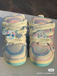 Trendy Shoes Sneakers, Pretty Shoes Sneakers, Kawaii Shoes, Funky Shoes, Cute Sneakers, Soft Shoes, Girly Shoes