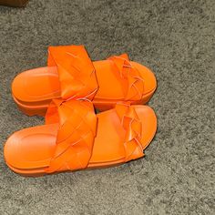 Electric Orange Sandals Brand New Trendy Platform Slides For Vacation, Trendy Synthetic Sandals For Vacation, Spring Outing Synthetic Flip Flops, Synthetic Open Toe Flip Flops For Spring, Summer Synthetic Sandals For Outings, Synthetic Summer Sandals For Outings, Summer Style Synthetic Sandals For Outings, Orange Synthetic Flip Flops, Platform Slides With Synthetic Material For Vacation