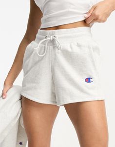 Shorts by Champion Take the short cut High rise Elasticated drawstring waist Side pockets Logo embroidery Regular fit Womens Sweat Shorts, Cuffed Joggers, Champion Shorts, Weave Fabric, C Logo, Champion Reverse Weave, Short Cut, Shorts White, Champion Hoodie