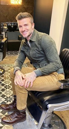 David Beckman, David Beckham Casual, Vans Outfit Men, Aesthetic Male Outfits, Denim Outfit Men, Beckham Style